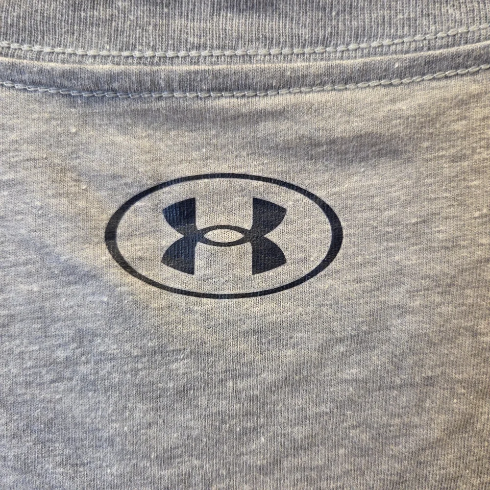 Under Armour Men’s XL Baseball Script Graphic T-Shirt Grey Loose Fit NWT - Picture 8 of 9
